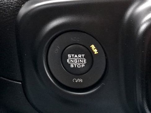 Certified 2022 Jeep Wrangler Unlimited Sport image 12