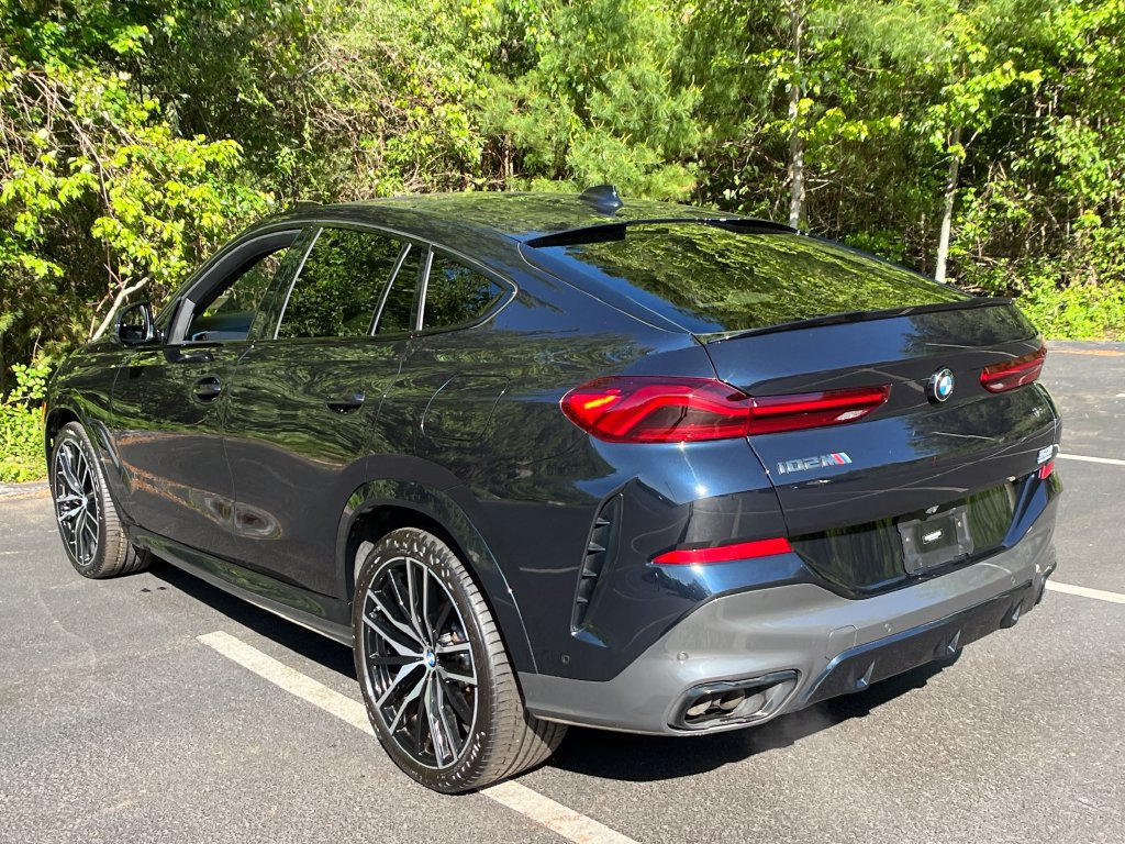 Used 2021 BMW X6 M50i w/ Executive Package AWD/4WD image 3