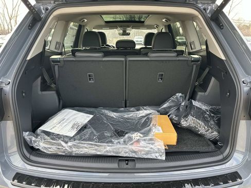 New 2026 Volkswagen Atlas SEL Premium R-Line image 10