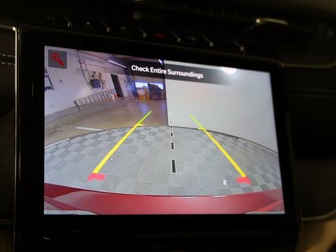 Used 2025 Jeep Grand Cherokee L Limited w/ Black Appearance Package image 21