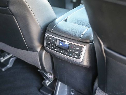 Used 2018 Toyota Highlander Limited Platinum AWD/4WD image 20