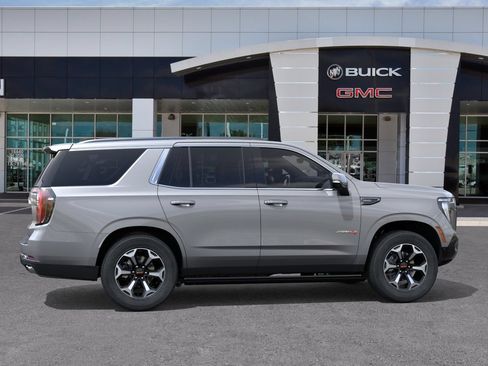 New 2026 GMC Yukon AT4 Ultimate w/ LPO, Floor Liner Package AWD/4WD image 5
