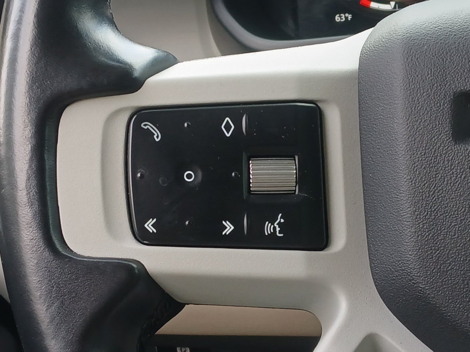 Used 2023 Land Rover Defender 130 S AWD/4WD image 9