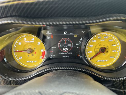 Used 2017 Dodge Charger R/T image 25