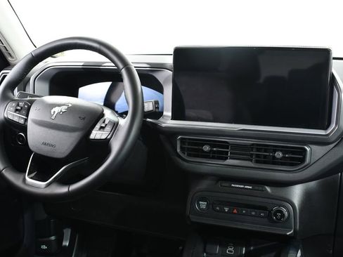 Used 2025 Ford Bronco Sport Badlands image 8