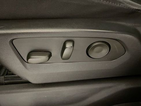 Used 2023 Chevrolet Silverado 1500 RST image 25