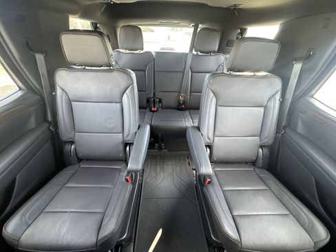 Certified 2024 Chevrolet Tahoe High Country w/ Advanced Technology Package image 23