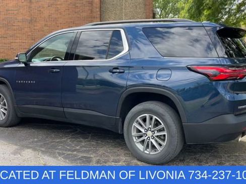 Used 2023 Chevrolet Traverse LT FWD image 6