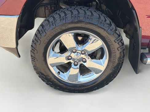 Used 2017 RAM 1500 Big Horn AWD/4WD image 32