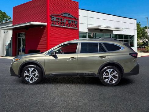 Used 2022 Subaru Outback Limited w/ Popular Package #2 AWD/4WD image 2