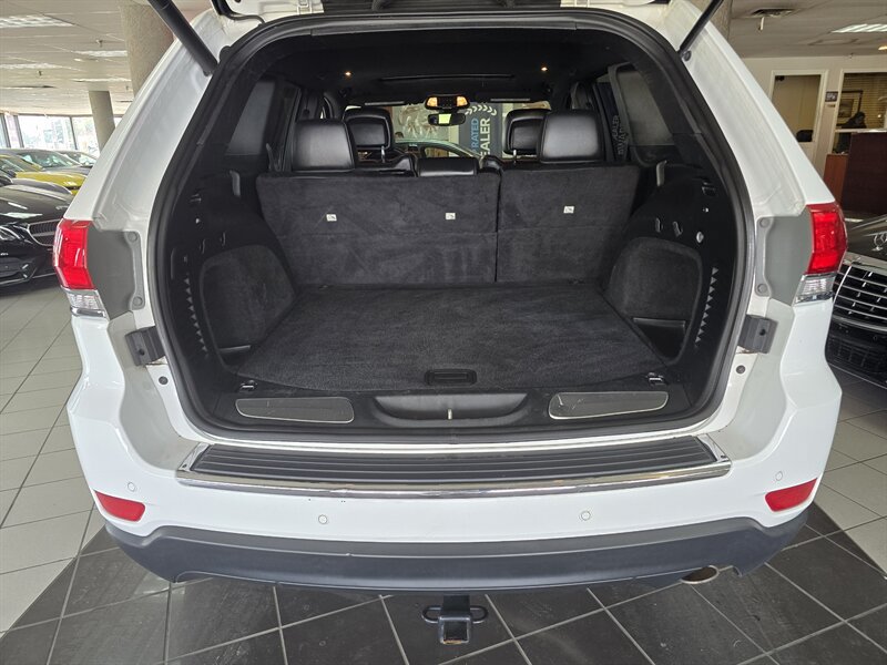 Used 2018 Jeep Grand Cherokee Limited AWD/4WD image 35