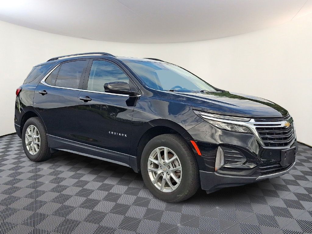Used 2023 Chevrolet Equinox LT AWD/4WD image 1