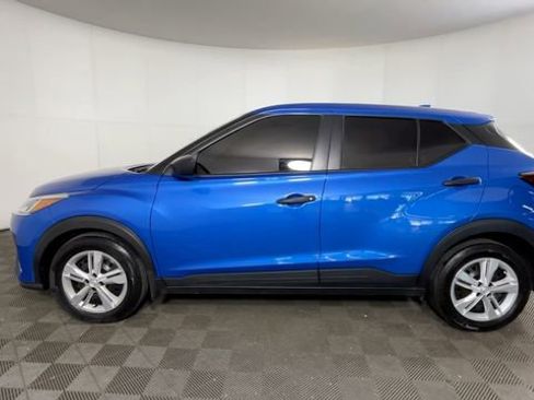Used 2024 Nissan Kicks S FWD image 10