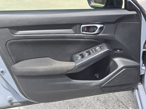 Used 2022 Honda Civic Sport image 10