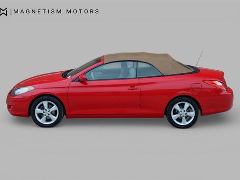 Used 2006 Toyota Solara SLE image 2
