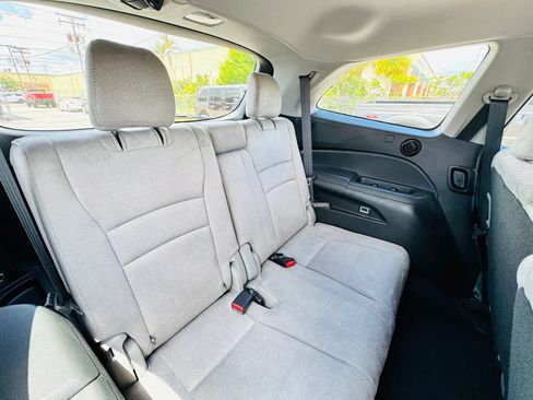 Used 2021 Honda Pilot LX image 16