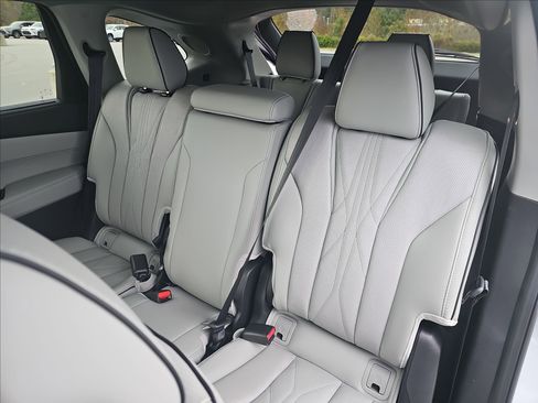 New 2026 Acura MDX SH-AWD w/ Advance Package image 13