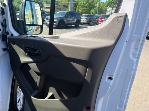 Used 2025 Ford Transit 250 Low Roof w/ Exterior Upgrade Package RWD image 11