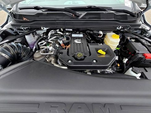 New 2026 RAM 3500 Longhorn image 37