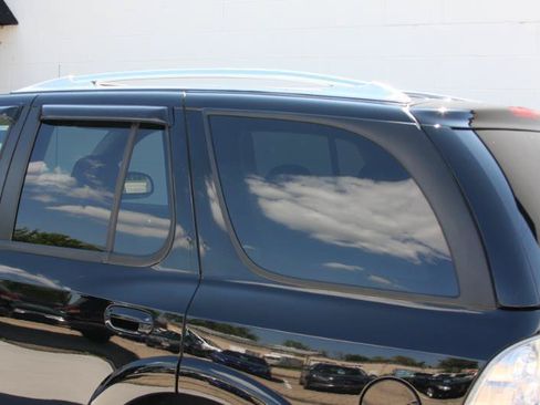 Used 2007 Saab 9-7X 4.2i AWD/4WD image 12
