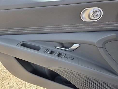 New 2026 Hyundai Elantra SEL Sport image 14