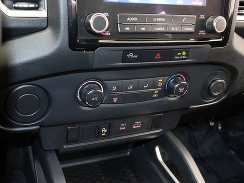 Used 2023 Nissan Frontier SV w/ Technology Package RWD image 20