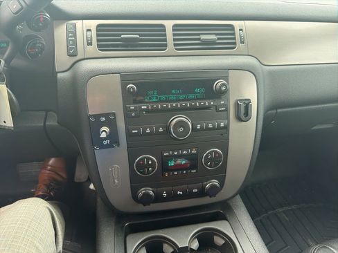 Used 2013 Chevrolet Silverado 3500 LTZ w/ LTZ Plus Package image 14