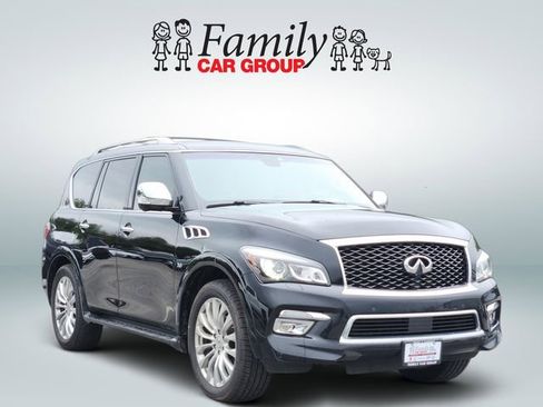 Used 2017 INFINITI QX80 2WD w/ Deluxe Technology Package image 2