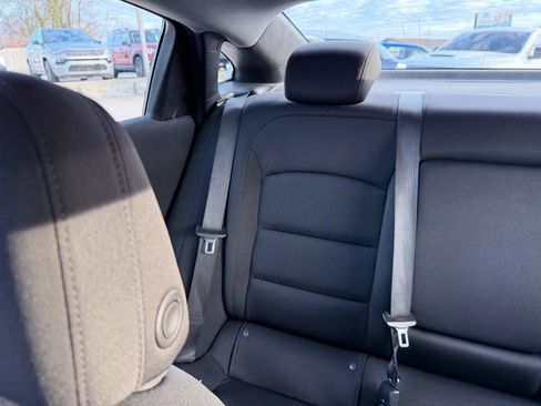 Used 2023 Chevrolet Malibu LT image 27