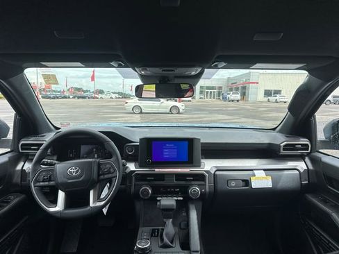New 2026 Toyota 4Runner SR5 AWD/4WD image 10