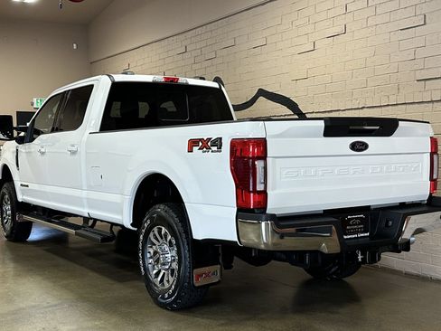Used 2021 Ford F350 Lariat w/ Lariat Ultimate Package AWD/4WD image 7