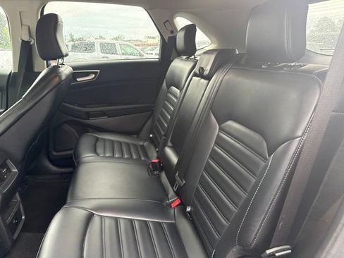 Used 2024 Ford Edge SEL AWD/4WD image 10