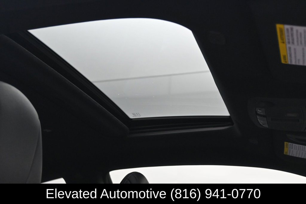 Used 2018 INFINITI Q60 3.0t Luxe w/ Sensory Package 3.0T Luxe AWD/4WD image 11