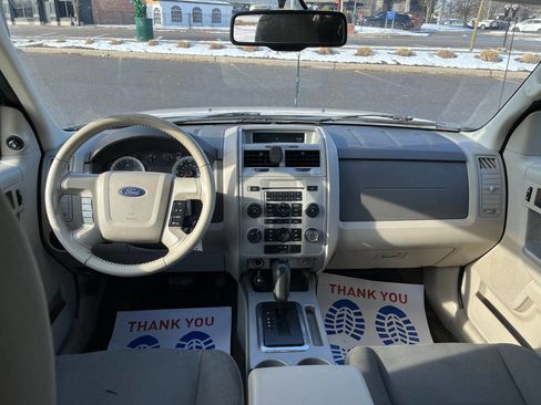 Used 2009 Ford Escape XLT FWD image 11