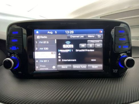 Used 2021 Hyundai Tucson Value FWD image 16