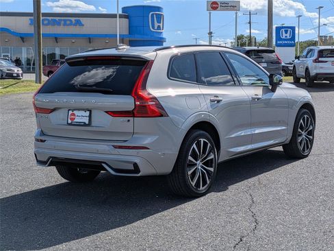 Used 2023 Volvo XC60 B5 Ultimate w/ Climate Package AWD/4WD image 5