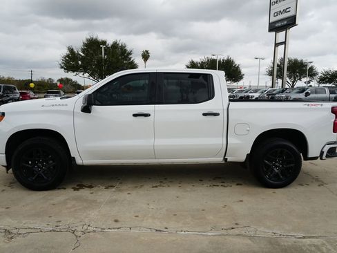 New 2025 Chevrolet Silverado 1500 Custom image 12