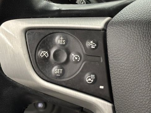 Used 2023 GMC Terrain SLT image 20