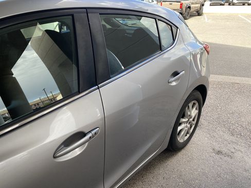 Used 2015 MAZDA MAZDA3 i Touring FWD image 48