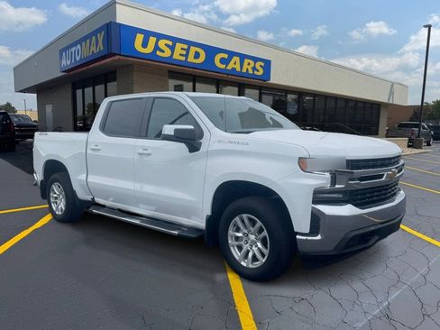 Used 2021 Chevrolet Silverado 1500 LT w/ Convenience Package II AWD/4WD image 4