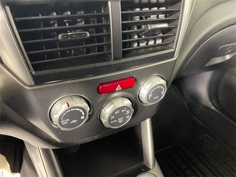 Used 2011 Subaru Forester 2.5X Limited image 9