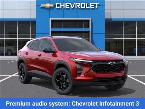 New 2026 Chevrolet Trax LT w/ Driver Confidence Package FWD image 9