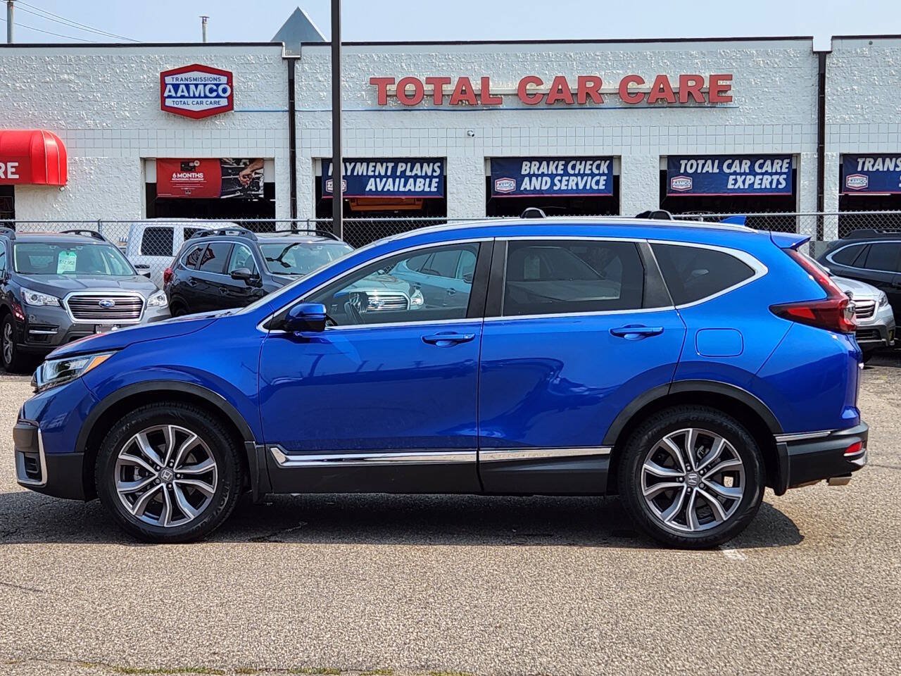 Used 2021 Honda CR-V Touring image 2