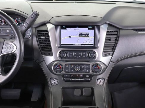 Used 2019 Chevrolet Tahoe LT RWD image 17