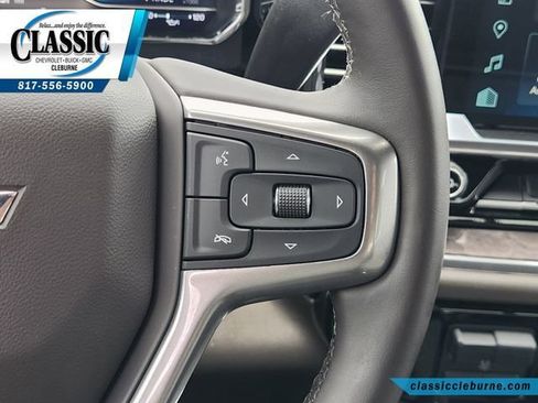 Used 2024 Chevrolet Silverado 2500 LTZ w/ LTZ Convenience Package AWD/4WD image 28