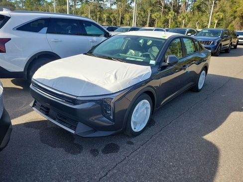 New 2026 Kia K4 EX image 2