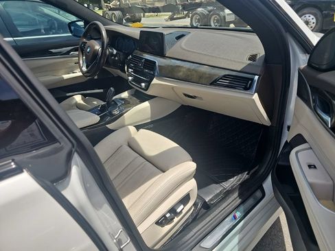 Used 2018 BMW 640i Gran Turismo xDrive AWD/4WD image 7