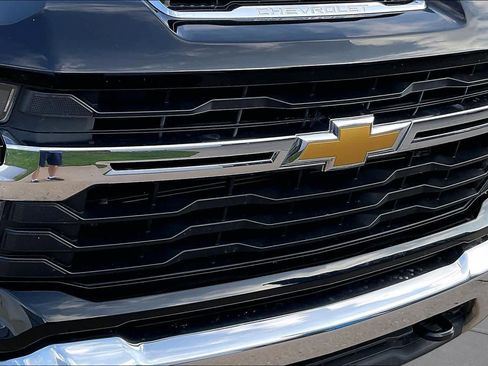 Used 2024 Chevrolet Silverado 2500 LT w/ Convenience Package AWD/4WD image 29