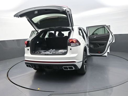 New 2026 Volkswagen Atlas Cross Sport SEL Premium R-Line AWD/4WD image 34