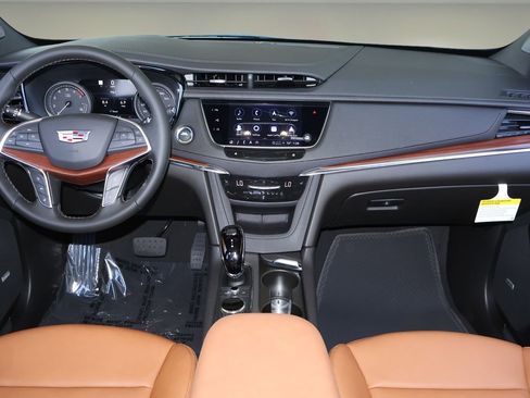 New 2026 Cadillac XT5 Premium Luxury image 14